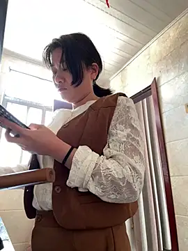 daaqnn: онлайн-секс-чат