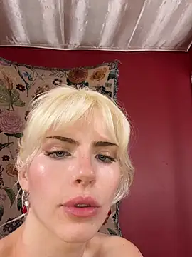 SirenitySirenxx's Live XXX Chat