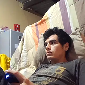 Ortiz3404's Live XXX Chat