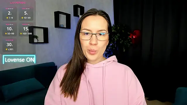 asti_bubbles' Live XXX Chat