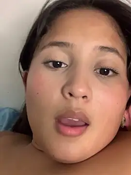 Ximena_scort's Webcam Show