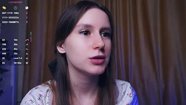 AmyMainer Chat XXX in diretta