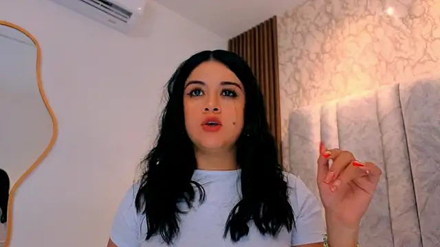 Chat +18 de goddessfeetxx ao vivo