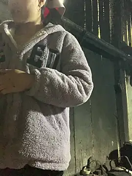 ten-girl-2k5 live XXX chat