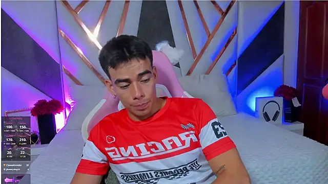 Živý XXX chat Alejandro_karter18