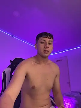 oliver_kyy 라이브 XXX 채팅