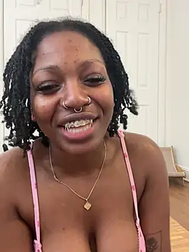 mochamimiのライブXXXチャット