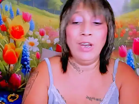 indianroxy Chat XXX live