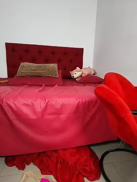 Ruvi_Queen Live XXX Chat