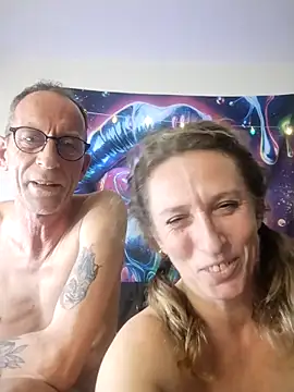 we_are_fucking_serious élő XXX-chatje