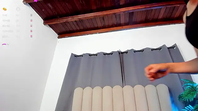 Latifa_alin Webbikameraesitys