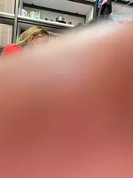 suuki_suukam: онлайн-секс-чат