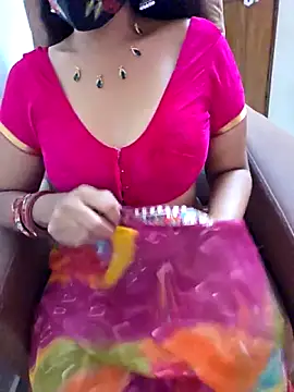 Roja-Telugu777 Live XXX-chat