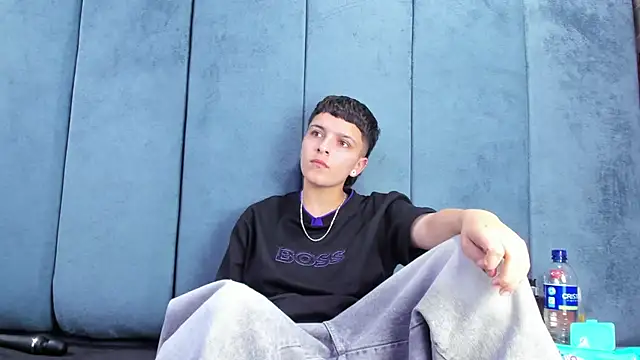 Czat XXX na żywo – Megan_Thompson_