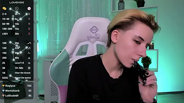 _Rein_ramm's Live XXX Chat