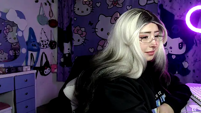 lussyevans24's Live XXX Chat