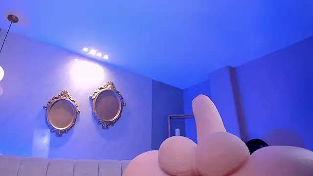 CandaseRussell élő XXX-chatje