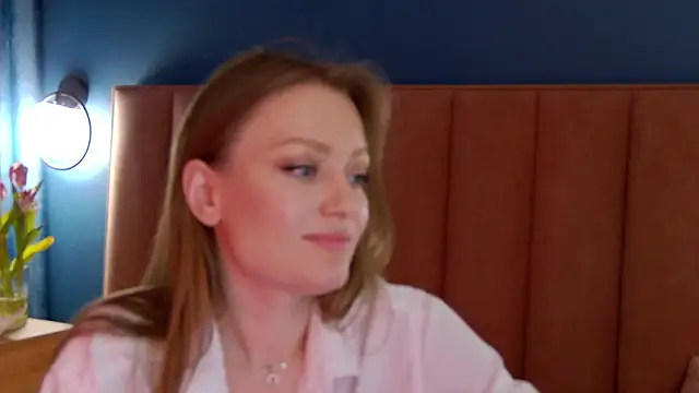 EvelynPoole's Live XXX Chat