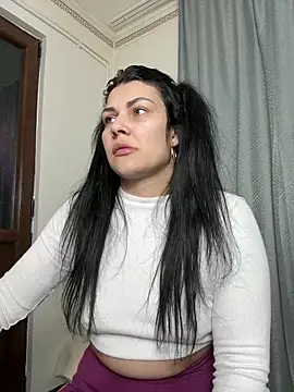 MiaKiittyy: онлайн-секс-чат