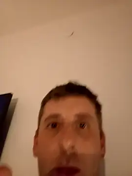 pervforyoi Chat XXX live