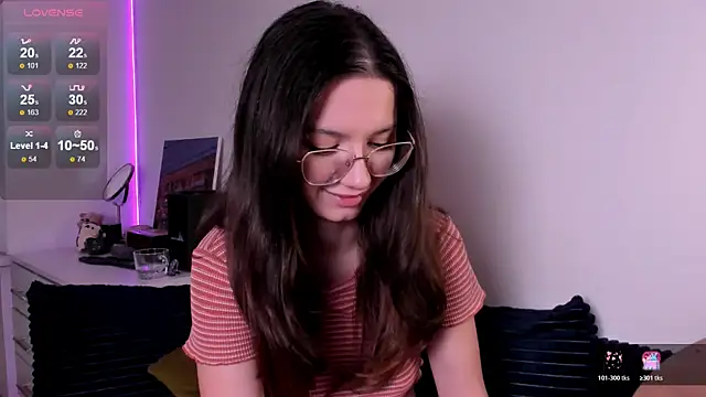 miabellee_ élő XXX-chatje