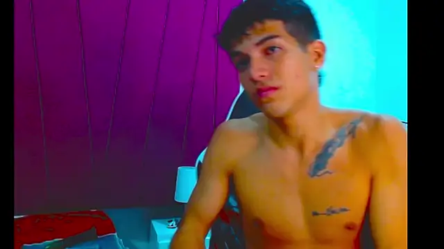 pipe_hot04 élő XXX-chatje