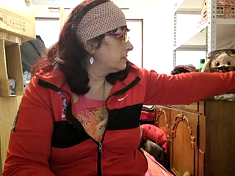 Chat +18 de Samantha_Squirt@xh ao vivo