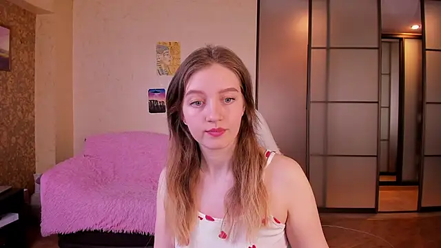 Ksuhesa 即時 XXX 聊天