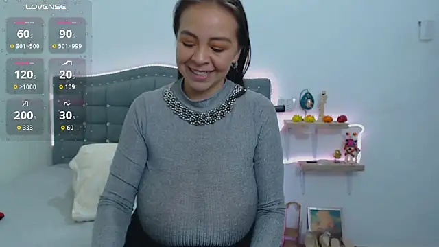 Chatroom XXX en direct de LiaDumond