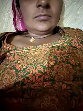 Show de aunty_sumy na webcam