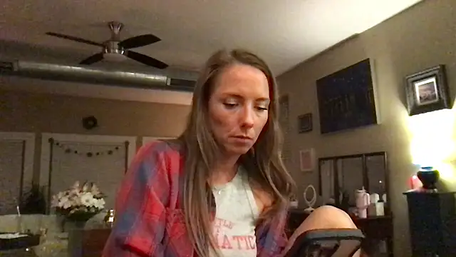 แชท XXX สดของ misspollypeach