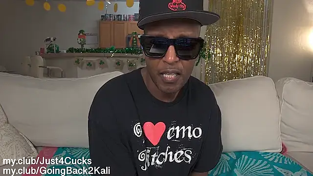 boomboomr00m 现场XXX聊天