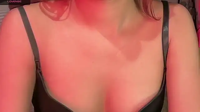 Czat XXX na żywo – Evahh-1