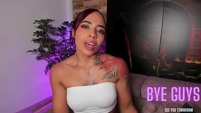 emilyfitness Live XXX Chat