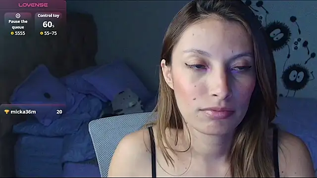 Sweet_moon_v_ – Naživo XXX chat