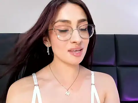 AndraCyruss: απευθείας συνομιλία ΧΧΧ