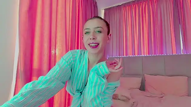 Nikalettaa Live XXX Chat