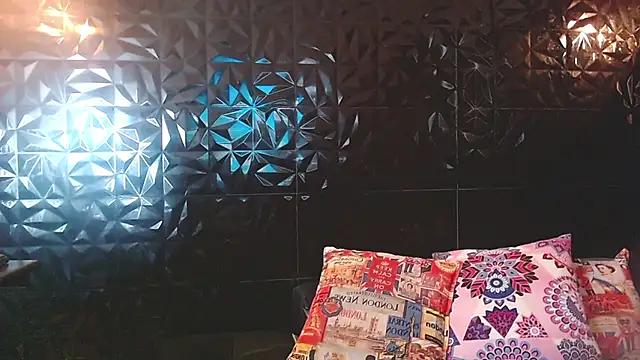 PINK__LOLA1 Pertunjukan Webcam