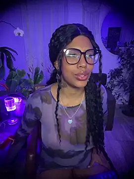 دردشة haiiley_more الجنسية المباشرة