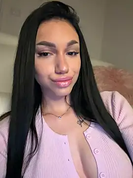 Вебкам-шоу ilariea_girl