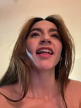 Chat XXX en directo de Lovinggirl_