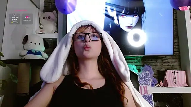 CelesteAyase 即時 XXX 聊天