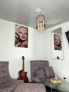 Mydreams69: онлайн-секс-чат