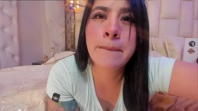 Chatroom XXX en direct de Nara_belen