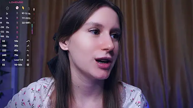 AmyMainer Chat XXX in diretta