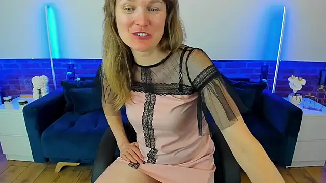 Anabell_xxx 现场XXX聊天