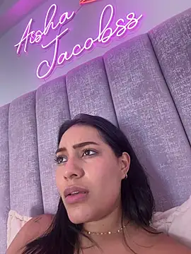 jacobss_gh Adlı Modelin Canlı XXX Sohbeti