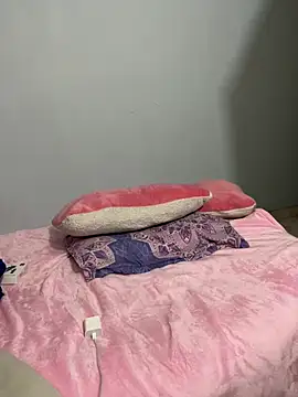 Chat +18 de KittieCatty ao vivo