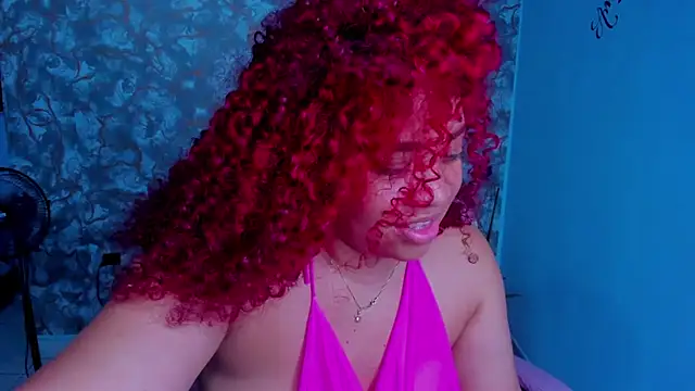 Chat +18 de AngelaCoffee ao vivo