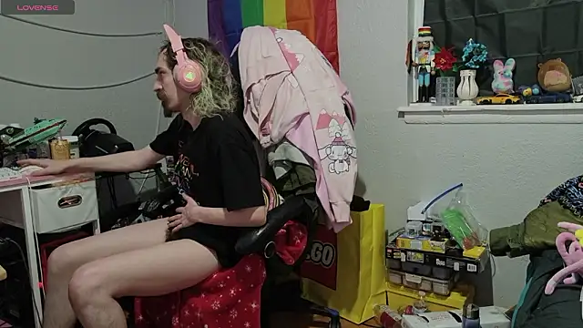 tallnerdyguy Adlı Modelin Canlı XXX Sohbeti